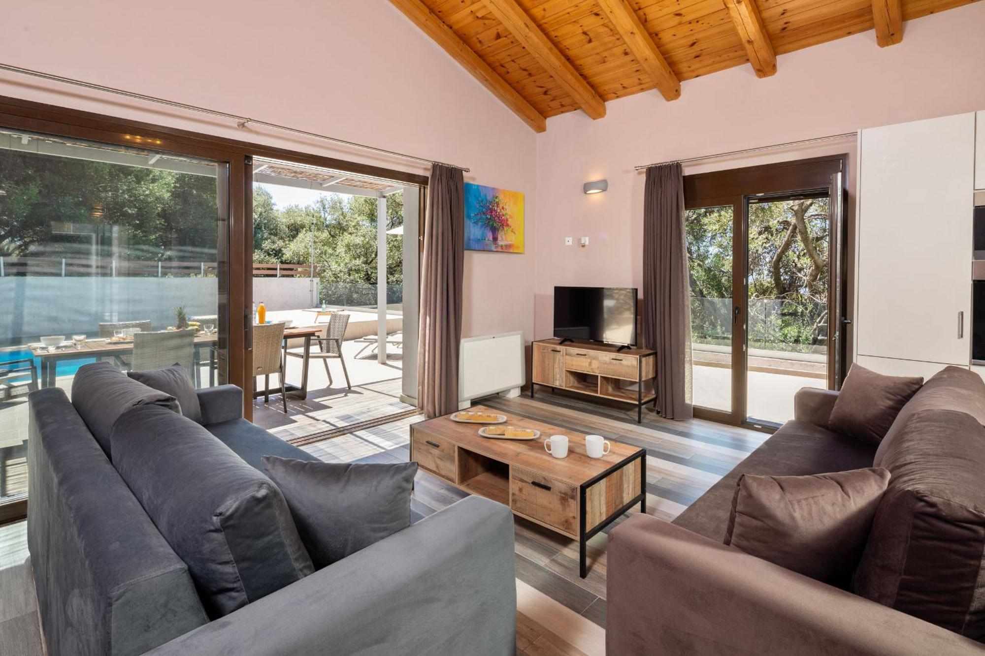 Willa Corfu Travel Sories Villa, Private Pool - Stunning Sea Views - Accessible - 4 Bedrooms